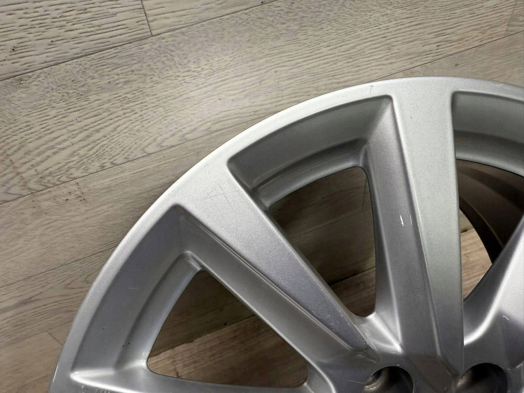 1x Alufelge 16 Zoll 6.5" 5x100 40ET Glanz Silber 82A601025C Audi A1 Rim Wheel FEL7634148834lh
