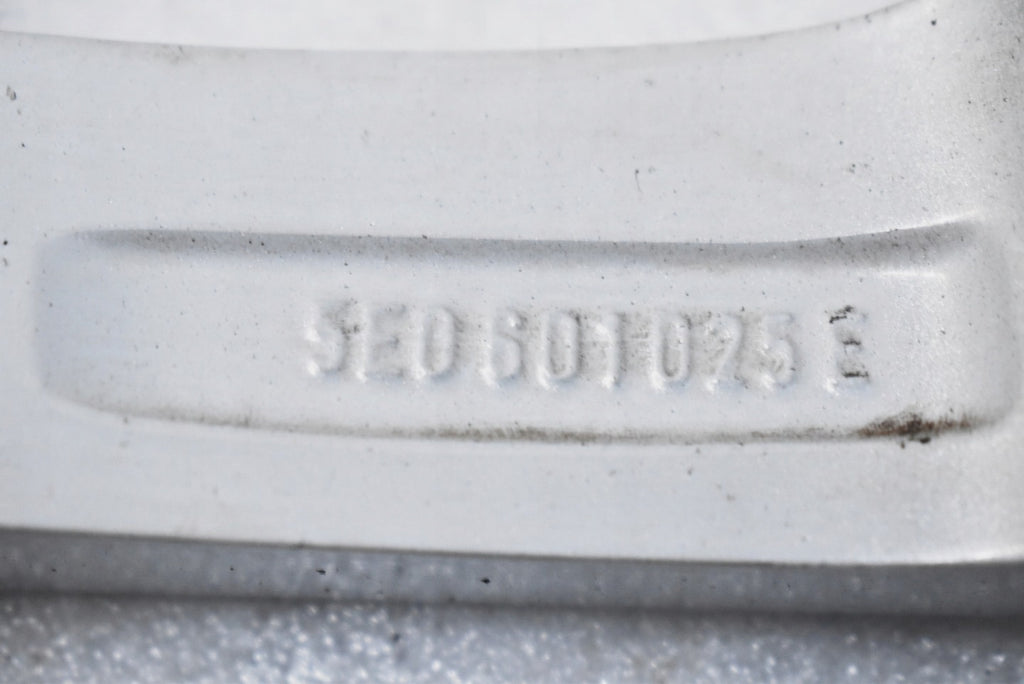 1x Alufelge 17 Zoll 7.0" 5x112 49ET 5E0601025E 5E0601025BT Skoda Superb Iii