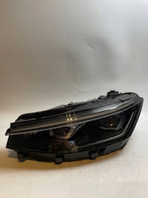 Laden Sie das Bild in den Galerie-Viewer, Frontscheinwerfer VW Passat 3J1941035 260424 LED Links Scheinwerfer Headlight SCH4025674750xz