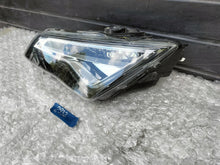 Laden Sie das Bild in den Galerie-Viewer, Frontscheinwerfer Seat Ateca 576941007B LED Links Scheinwerfer Headlight