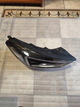 Laden Sie das Bild in den Galerie-Viewer, Frontscheinwerfer Hyundai Tucson 92101D7700 Rechts Scheinwerfer Headlight SCH1245823014vs