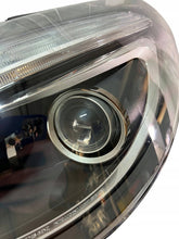 Laden Sie das Bild in den Galerie-Viewer, Frontscheinwerfer Mercedes-Benz W246 W242 A2468207761 Links Headlight SCH7064901528du