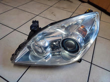 Load image into Gallery viewer, Frontscheinwerfer Opel Vectra C 13170933FY Xenon Links Scheinwerfer Headlight