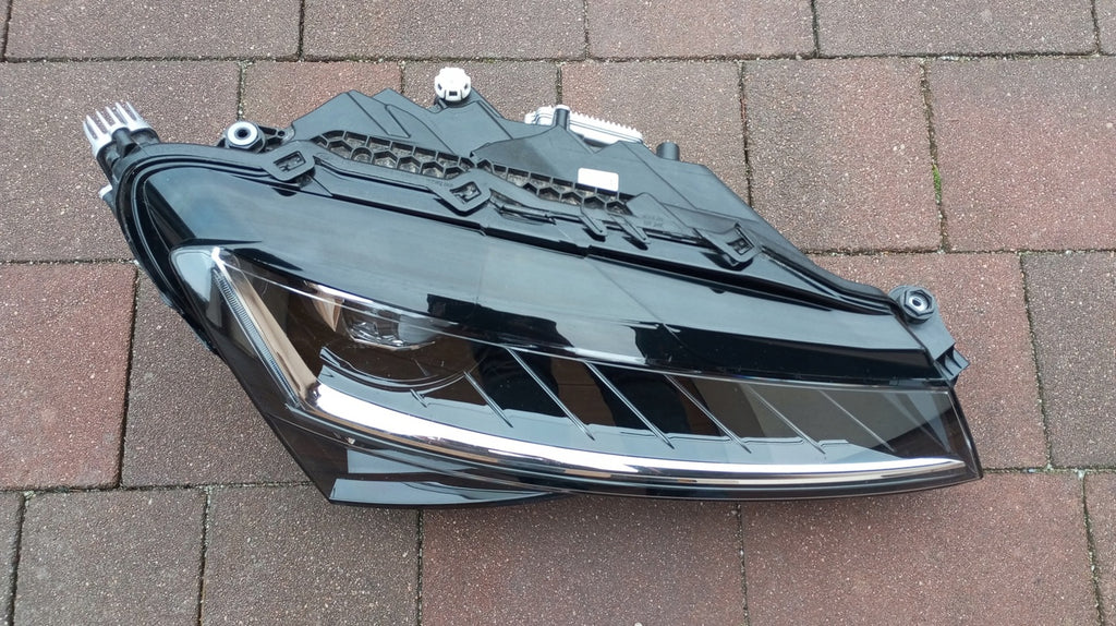 Frontscheinwerfer Skoda Superb III 3V1941016E Full LED Rechts Headlight