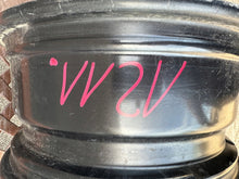 Laden Sie das Bild in den Galerie-Viewer, 1x Alufelge 17 Zoll 7.5&quot; 5x112 30ET Glanz Schwarz 6896764 BMW 4 G26 Rim Wheel