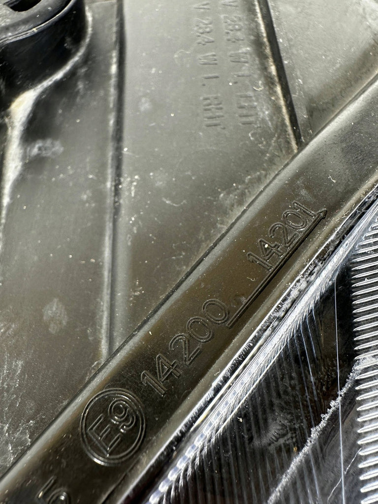 Frontscheinwerfer Seat Ateca 576941007D LED Links Scheinwerfer Headlight