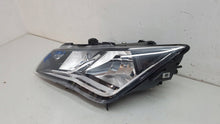 Laden Sie das Bild in den Galerie-Viewer, Frontscheinwerfer Seat Leon Links Scheinwerfer Headlight