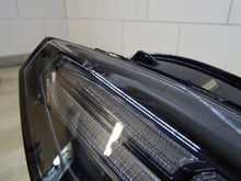 Laden Sie das Bild in den Galerie-Viewer, Frontscheinwerfer Volvo 80000401 Links Scheinwerfer Headlight SCH2663300768sq