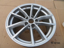 Load image into Gallery viewer, 1x Alufelge 17 Zoll 7.5" 5x120 52ET Glanz Silber 6883520 BMW 3 G21 G20 Rim Wheel FEL6313667041jj