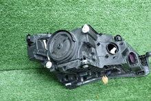 Laden Sie das Bild in den Galerie-Viewer, Frontscheinwerfer Skoda Superb III 3V1941017A 85122000 Links Headlight SCH1388819873xu