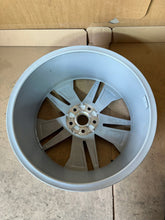 Load image into Gallery viewer, 1x Alufelge 19 Zoll 8.0" 5x112 45ET Glanz Silber 5LA601025B Skoda Enyaq FEL4399733341me