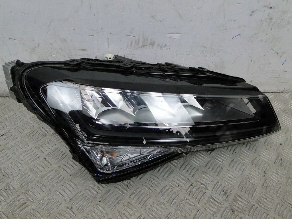 Frontscheinwerfer Skoda Superb III 3V1941016C LED Ein Stück (Rechts oder Links)