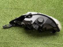Load image into Gallery viewer, Frontscheinwerfer Ford B-Max AV11-13W029-AD Rechts Scheinwerfer Headlight SCH1392113835qi