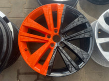 Load image into Gallery viewer, 1x Alufelge 18 Zoll 7.5&quot; 5x112 35ET Glanz Graphit 7N0601025F Mg Sharan Rim Wheel