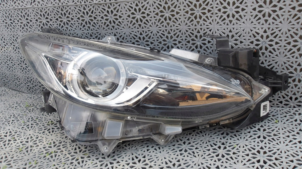 Frontscheinwerfer Mazda III BHT6-51030 XENON Rechts Scheinwerfer Headlight