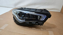 Laden Sie das Bild in den Galerie-Viewer, Frontscheinwerfer Mercedes-Benz Cla A1189063200 LED Rechts Headlight