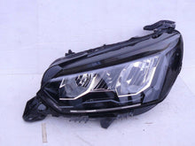 Laden Sie das Bild in den Galerie-Viewer, Frontscheinwerfer Peugeot 2008 208 II 9833036380 Full LED Rechts oder Links
