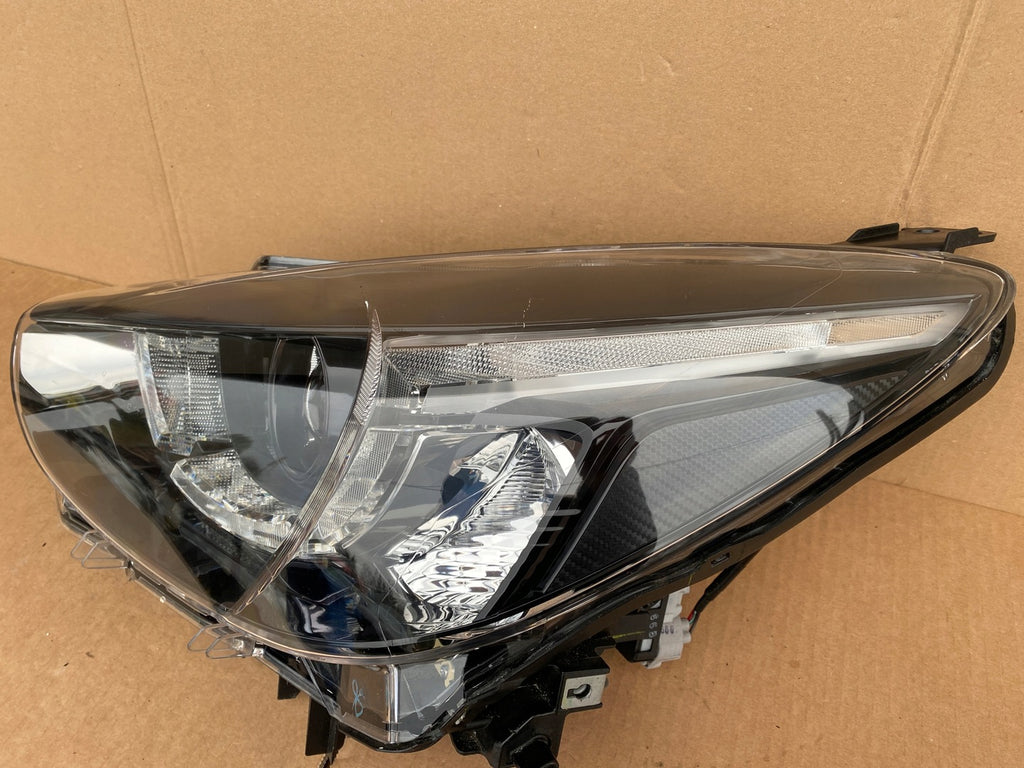 Frontscheinwerfer Mazda II D09K-51040 LED Links Scheinwerfer Headlight