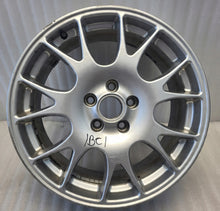 Laden Sie das Bild in den Galerie-Viewer, 1x Alufelge 18 Zoll 7.5&quot; 5x112 54ET Glanz Silber 8P0601025R Audi A3 Rim Wheel