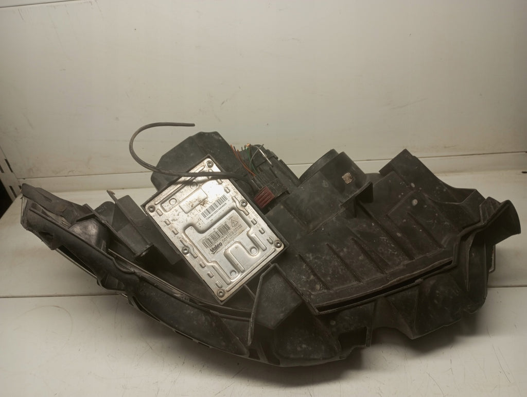 Frontscheinwerfer Renault Megane 8200073224H 89307030 Xenon Links Headlight SCH4410743931bq