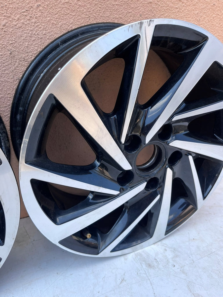 1x Alufelge 16 Zoll 6.5" 5x112 46ET Schwarz 5G0601025 VW I Rim Wheel FEL4896694355nl