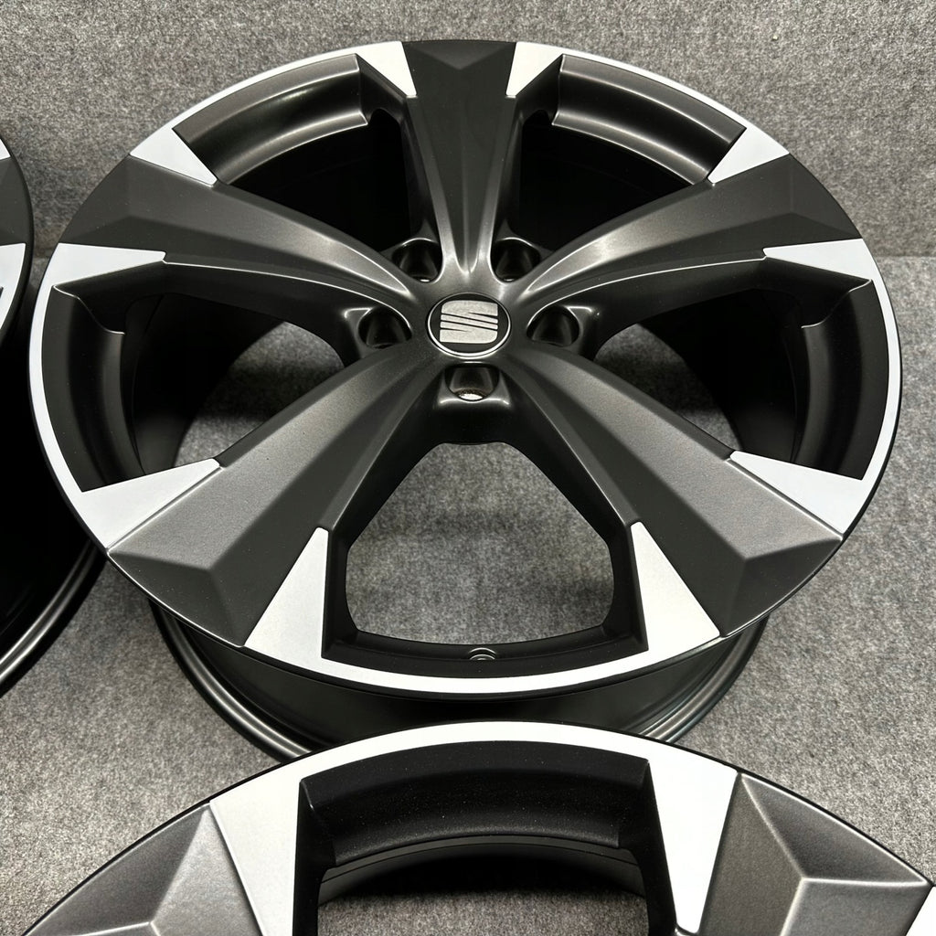 4x Alufelge 19 Zoll 8.0" 5x112 45ET Glanz Schwarz 575601025AS Cupra Ateca FEL7381981127mp