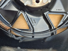 Load image into Gallery viewer, 1x Alufelge 16 Zoll 6.5&quot; 5x114.3 40ET Glanz Silber Nissan Leaf Rim Wheel