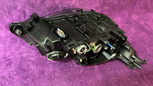 Load image into Gallery viewer, Frontscheinwerfer BMW 5 E60 E61 7177739 7177740 Xenon Rechts oder Links