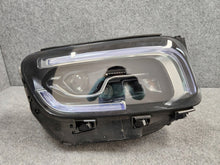 Laden Sie das Bild in den Galerie-Viewer, Frontscheinwerfer Mercedes-Benz Glb X247 A2479060206SCZ LED Rechts Headlight SCH7041825437ca