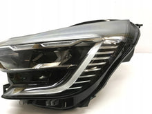 Load image into Gallery viewer, Frontscheinwerfer Renault Captur II 260600666R LED Links Scheinwerfer Headlight