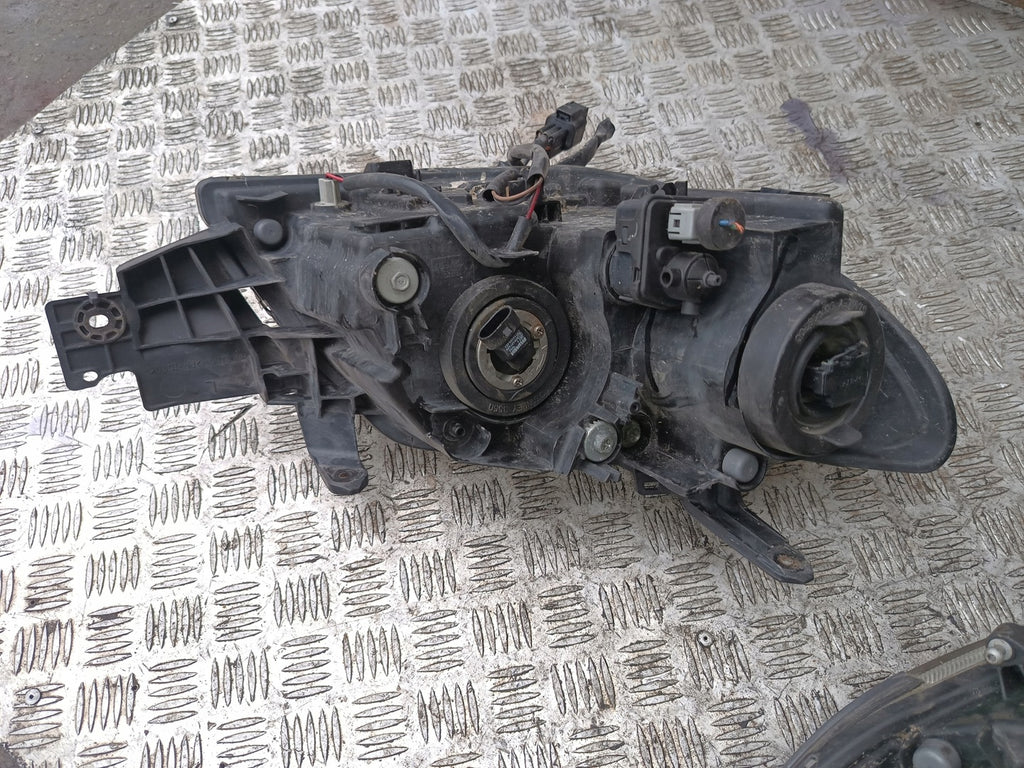 Frontscheinwerfer Mitsubishi Outlander I Links Scheinwerfer Headlight