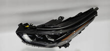 Laden Sie das Bild in den Galerie-Viewer, Frontscheinwerfer Toyota Highlander 10100-8A06K Full LED Links Headlight SCH7776801093pw
