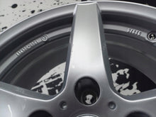 Laden Sie das Bild in den Galerie-Viewer, 4x Alufelge 17 Zoll 7.0" 5x112 45ET Silber Mg Rim Wheel FEL5351809763fr