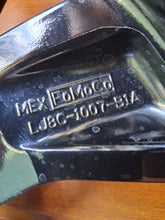 Load image into Gallery viewer, 1x Alufelge 19 Zoll 7.0" 5x108 47 5ET Glanz Schwarz LJ8C-1007-B1A Ford I FEL8094952538cc