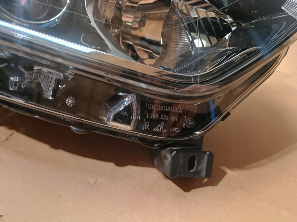 Frontscheinwerfer Renault Captur 260106693 Rechts Scheinwerfer Headlight SCH3069266308un
