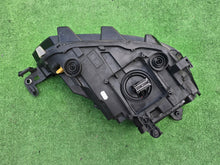 Load image into Gallery viewer, Frontscheinwerfer VW T-Roc 2GA941035D LED Ein Stück (Rechts oder Links) SCH7337430239ft