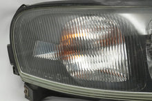 Laden Sie das Bild in den Galerie-Viewer, Frontscheinwerfer Volvo S60 I 89007860 8693578 Rechts Scheinwerfer Headlight SCH1328672084vz