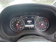 Load image into Gallery viewer, Motor Mercedes-Benz W176 607951 1.5 CDI 109PS 80kW 99TKm 2015 Diesel Unkomplett