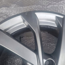 Load image into Gallery viewer, 1x Alufelge 16 Zoll 6.5" 5x112 40ET Glanz Silber 82A601025B Audi Rim Wheel FEL5237663473pl
