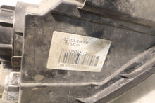 Laden Sie das Bild in den Galerie-Viewer, Frontscheinwerfer Kia Ceed Hatchback 92101-1H000 Ein Stück (Rechts oder Links)