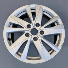 Laden Sie das Bild in den Galerie-Viewer, 1x Alufelge 16 Zoll 6.0&quot; 5x112 5TA601025Q VW Touran Rim Wheel