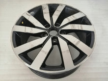 Laden Sie das Bild in den Galerie-Viewer, 1x Alufelge 18 Zoll 7.5&quot; 5x112 51ET 5G0601025AL VW Golf Vii Rim Wheel