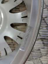 Load image into Gallery viewer, 1x Alufelge 16 Zoll 6.5" 4x108 26ET 9681002880 Citroën Rim Wheel FEL7404718836lb