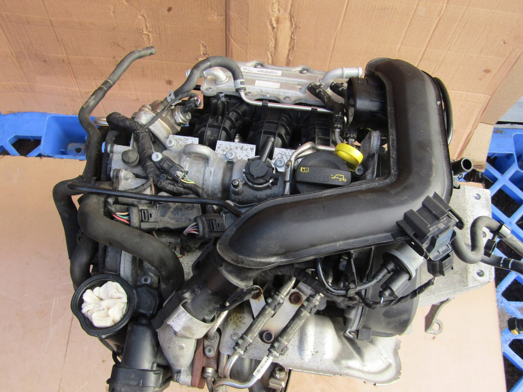 Motor Audi A1 CHZ 1.0 TSI 63TKm 2015 Benzin Engine Unkomplett