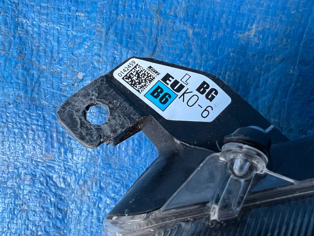 Frontscheinwerfer Toyota 4 Yaris 142259 Links Scheinwerfer Headlight