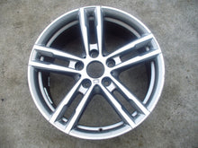 Laden Sie das Bild in den Galerie-Viewer, 1x Alufelge 18 Zoll 8.0" 5x112 52ET Glanz 8009703 BMW 1 F20 Rim Wheel FEL1646365121sz
