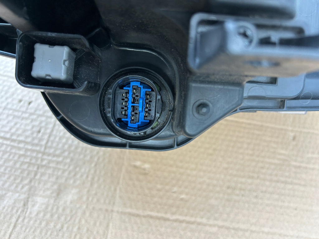 Frontscheinwerfer Hyundai Tucson N792112010 Links Scheinwerfer Headlight SCH7316699514gf