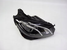 Laden Sie das Bild in den Galerie-Viewer, Frontscheinwerfer Mercedes-Benz W213 A2139069003 LED Rechts Headlight SCH8281042348ne