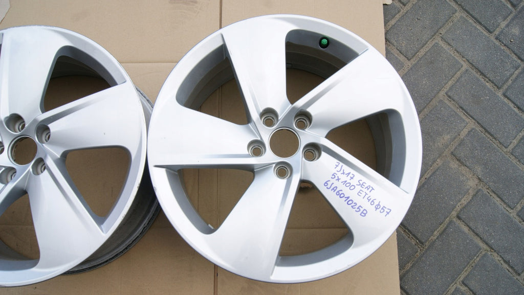 1x Alufelge 17 Zoll 7.0" 5x100 46ET 6JA601025B Seat Ibiza Rim Wheel