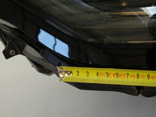 Laden Sie das Bild in den Galerie-Viewer, Frontscheinwerfer Land Rover I Evoque L551 LR186031 R8D213W0329HA LED Rechts SCH4213814414ch